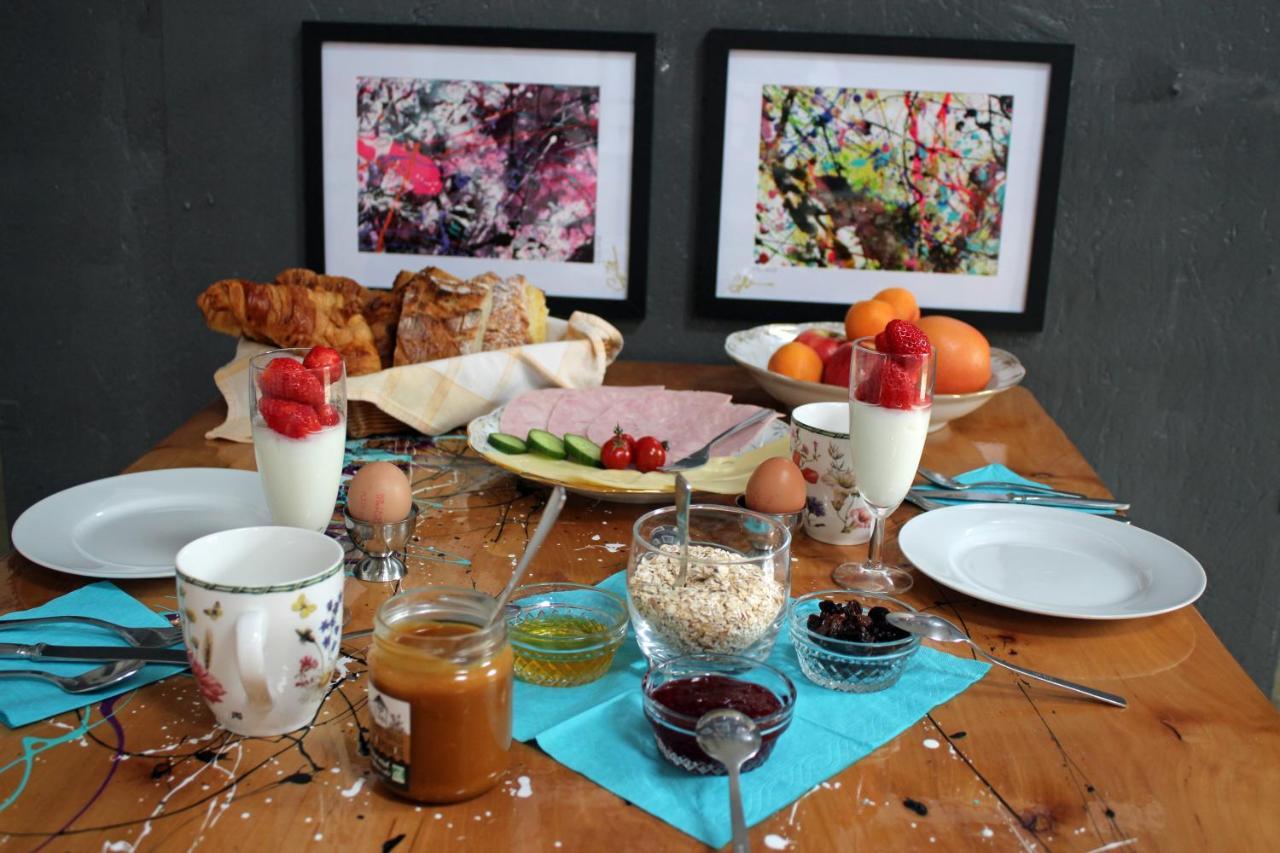 Bnb Maison D'Art Breakfast In The Art Gallery Ploubazlanec Exteriér fotografie